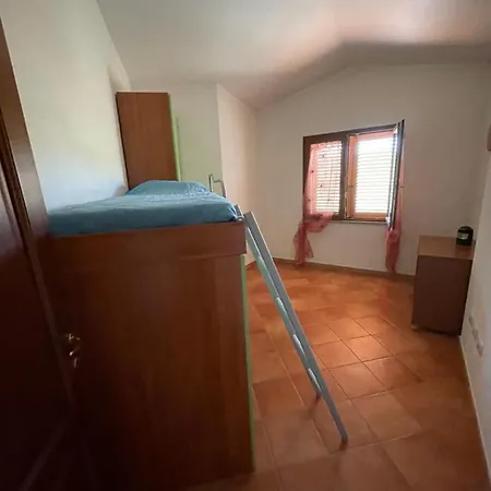 Isciaredda Nyaraló