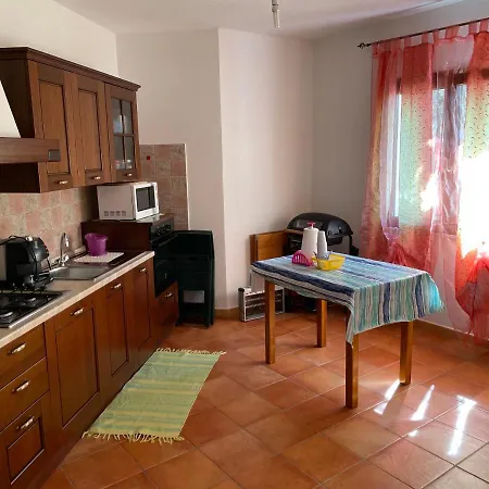 Isciaredda Nyaraló Valledoria